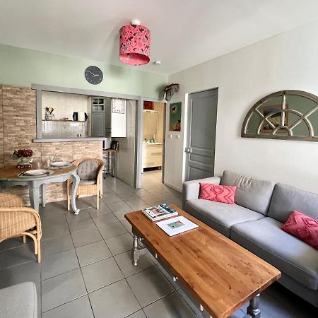 La Courette - T2 Plus Parking Gratuit Nîmes Exterior foto