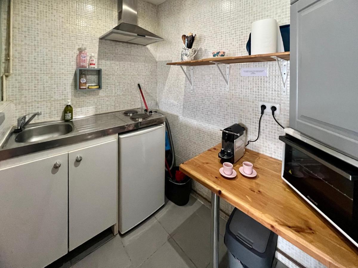 La Courette - T2 Plus Parking Gratuit Nîmes Exterior foto