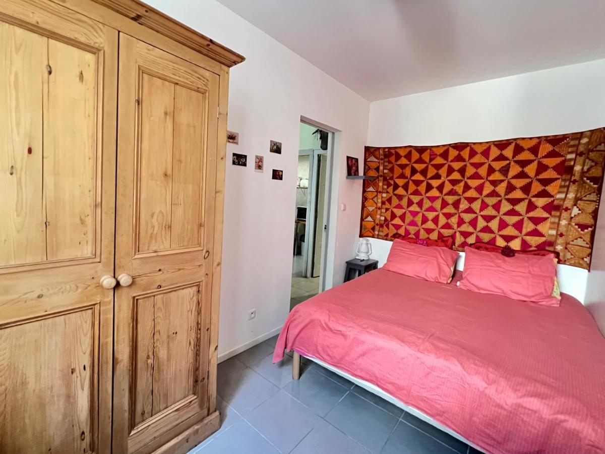 La Courette - T2 Plus Parking Gratuit Nîmes Exterior foto